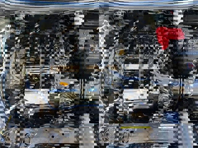 New 2025 Nissan Versa SR w/ Trunk Package image 24