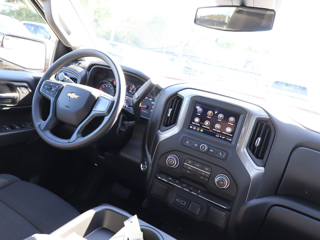 New 2026 Chevrolet Silverado 1500 Custom w/ Turbomax Blackout Package AWD/4WD image 27
