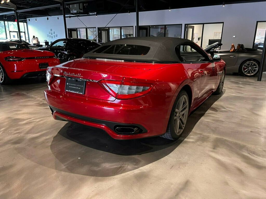 Used 2016 Maserati GranTurismo MC image 8