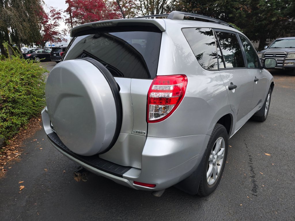 Used 2012 Toyota RAV4 4WD V6 w/ Tow Prep Pkg image 3