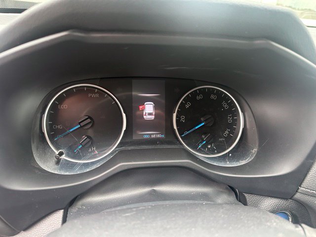 Used 2021 Toyota RAV4 XLE w/ Convenience Package AWD/4WD image 8
