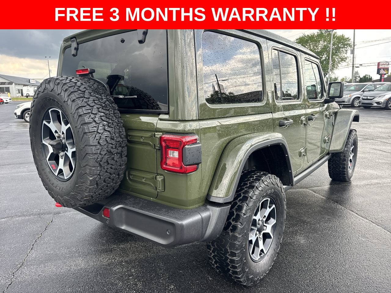 Used 2022 Jeep Wrangler Unlimited Rubicon w/ LED Lighting Group AWD/4WD image 27