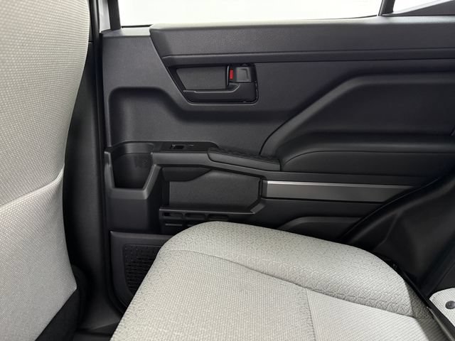 New 2026 Toyota 4Runner SR5 AWD/4WD image 34