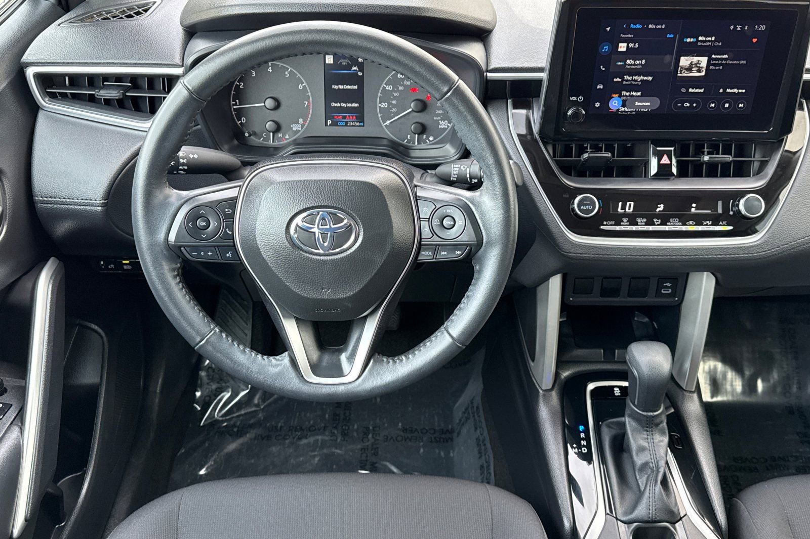 Used 2024 Toyota Corolla Cross LE image 14