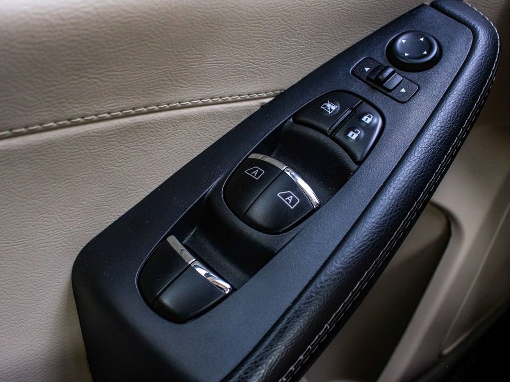 Used 2020 Nissan Maxima 3.5 SV w/ Floor Mat Group FWD image 10