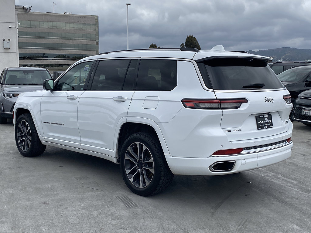 Used 2021 Jeep Grand Cherokee L Overland w/ Luxury Tech Group IV AWD/4WD image 6