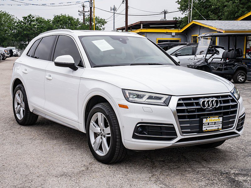Used 2019 Audi Q5 Prestige w/ Prestige Package AWD/4WD image 3