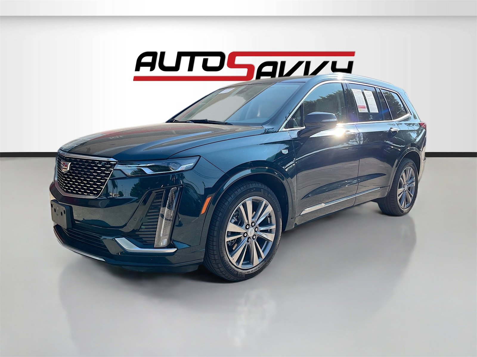 Used 2024 Cadillac XT6 Premium Luxury image 1