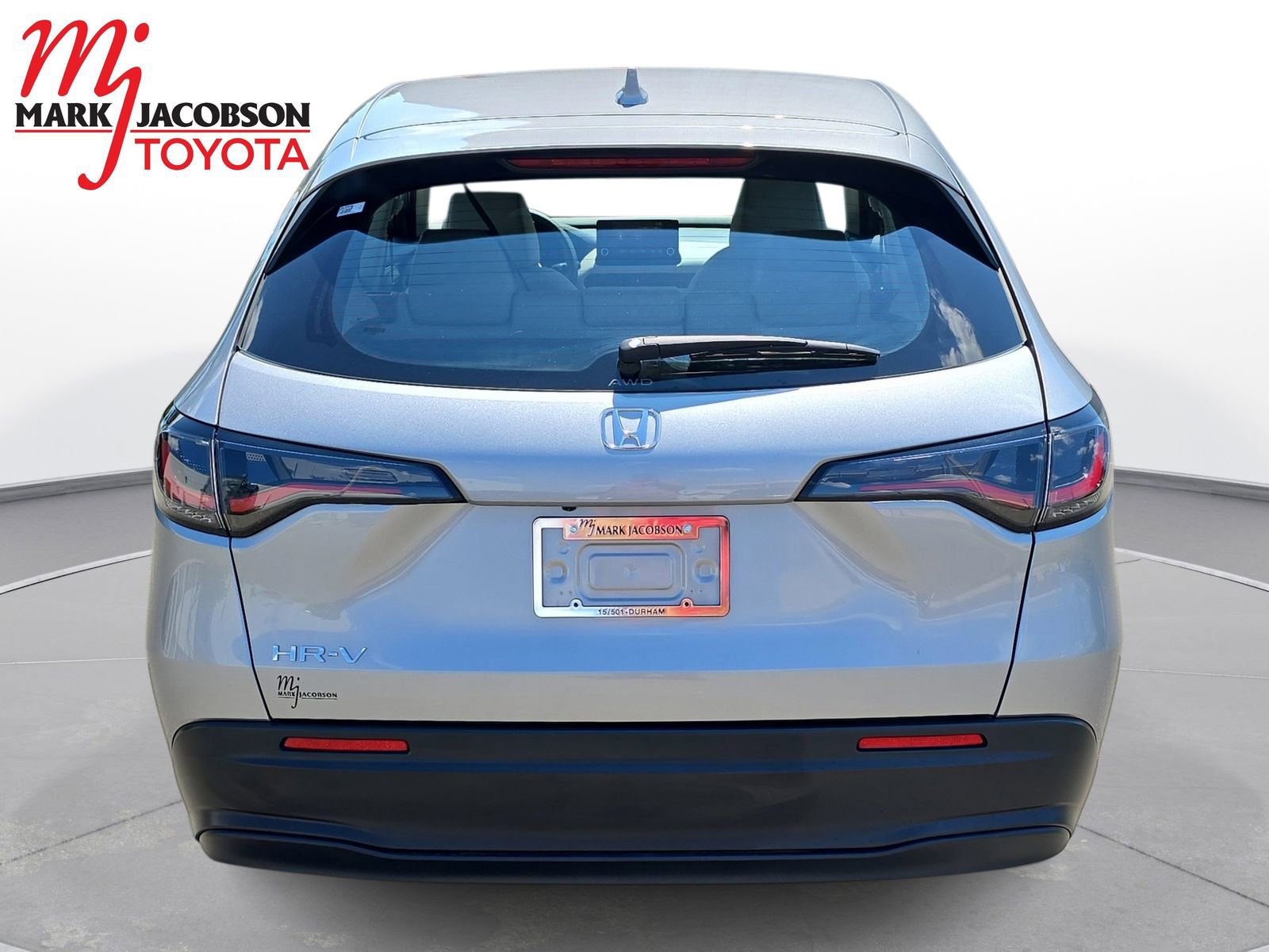 Used 2025 Honda HR-V LX image 11
