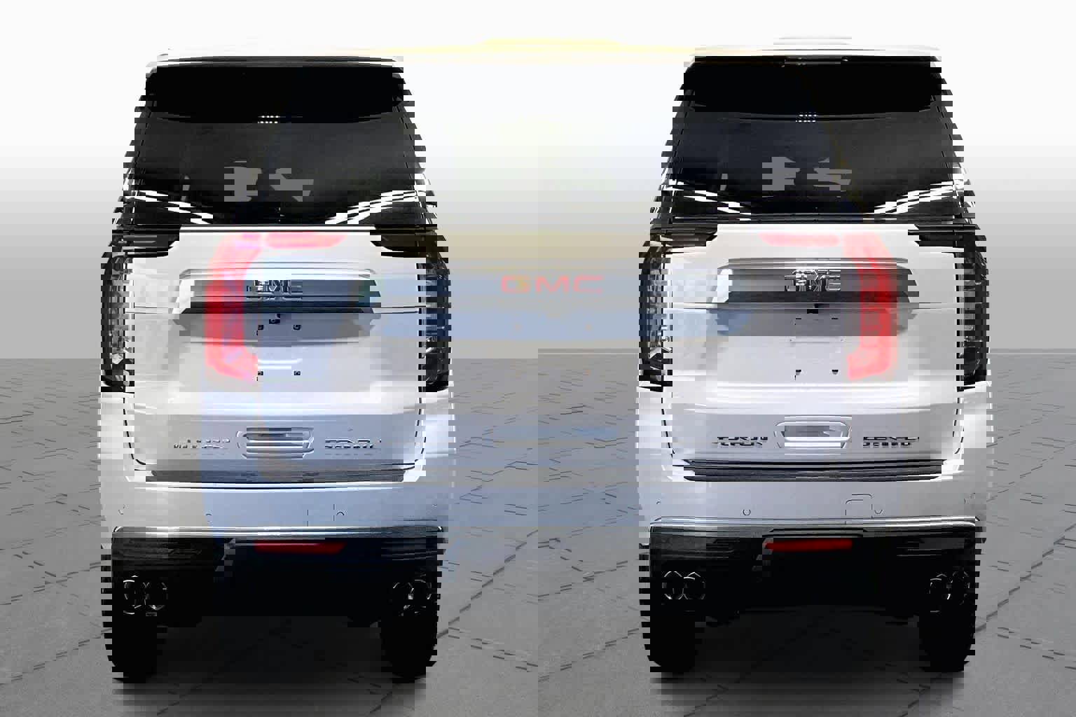 Used 2022 GMC Yukon XL Denali image 5