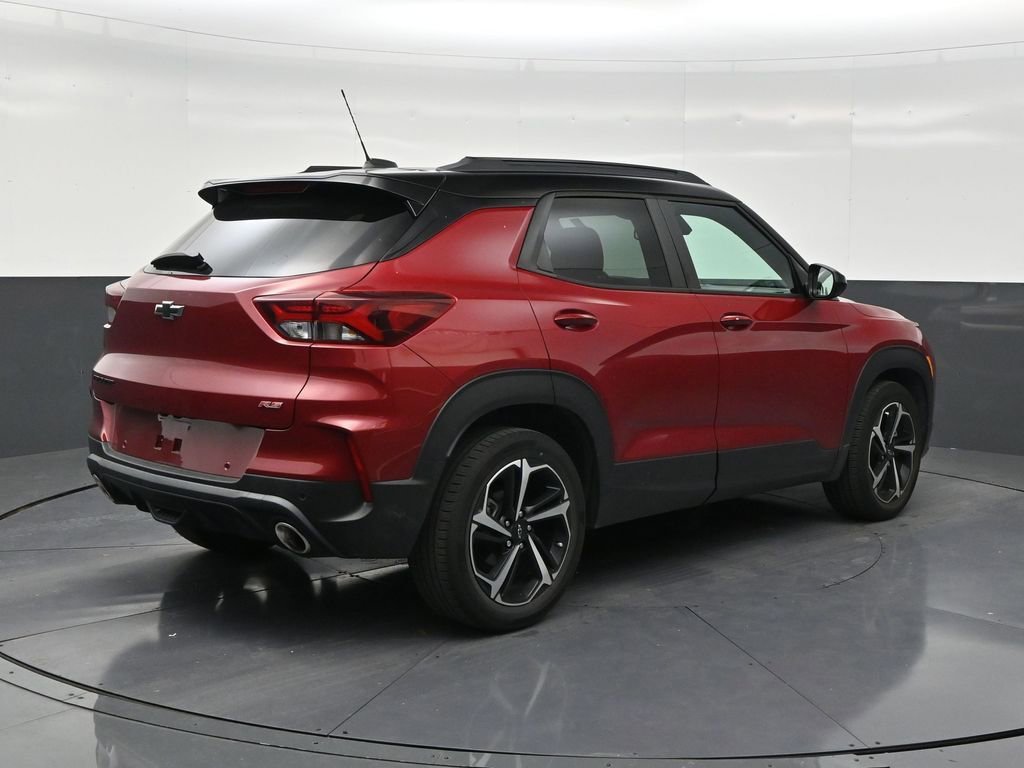 Used 2021 Chevrolet TrailBlazer RS w/ Technology Package FWD image 5