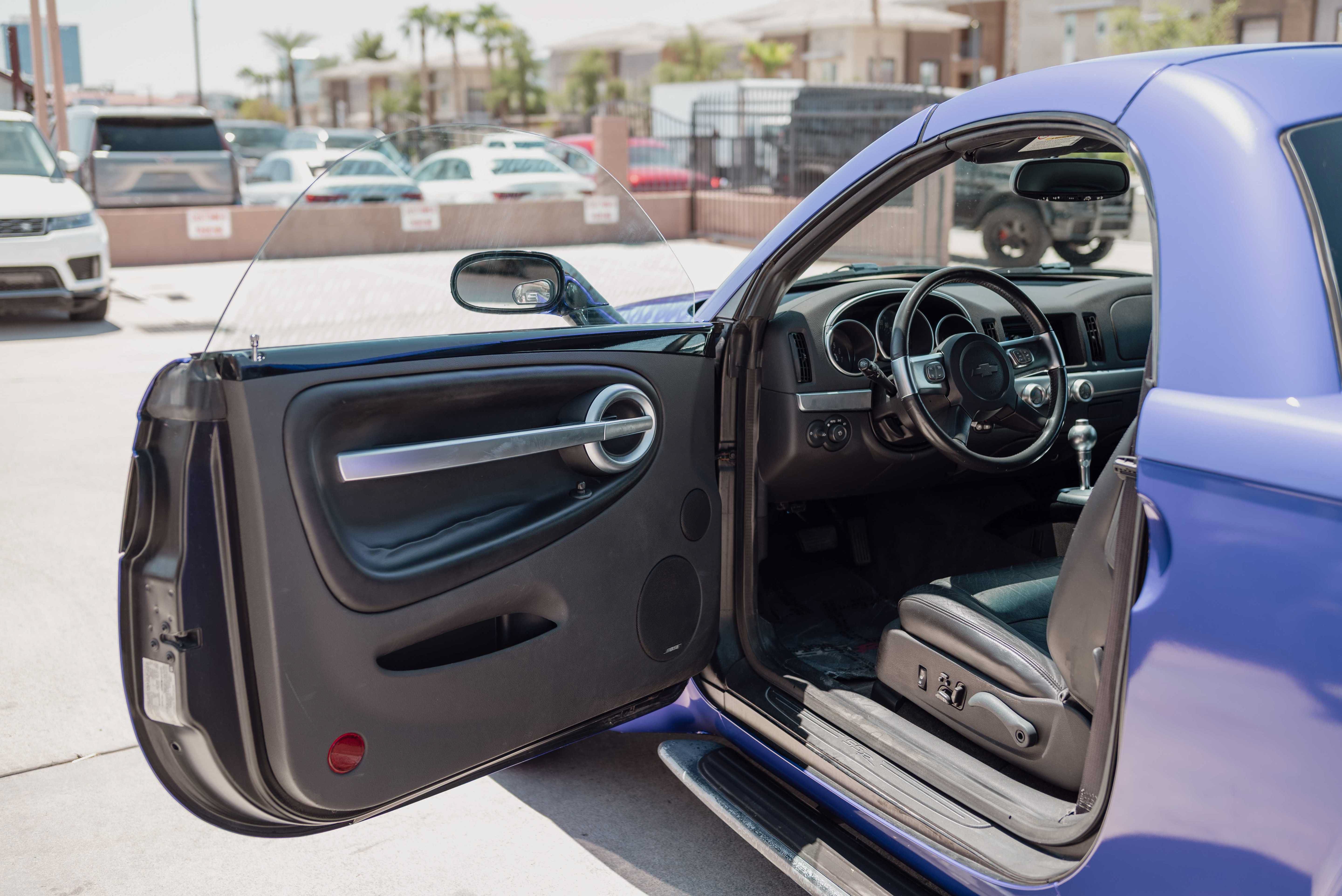 Used 2003 Chevrolet SSR w/ Preferred Equipment Group RWD image 6