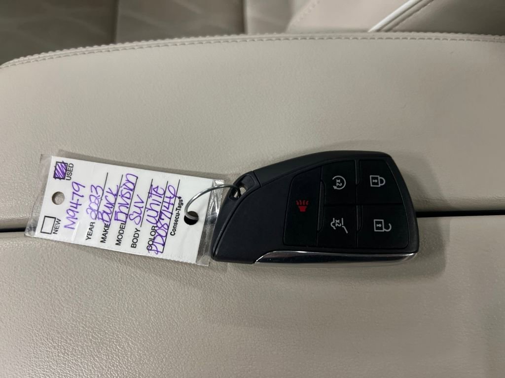 Certified 2023 Buick Envision Avenir image 29