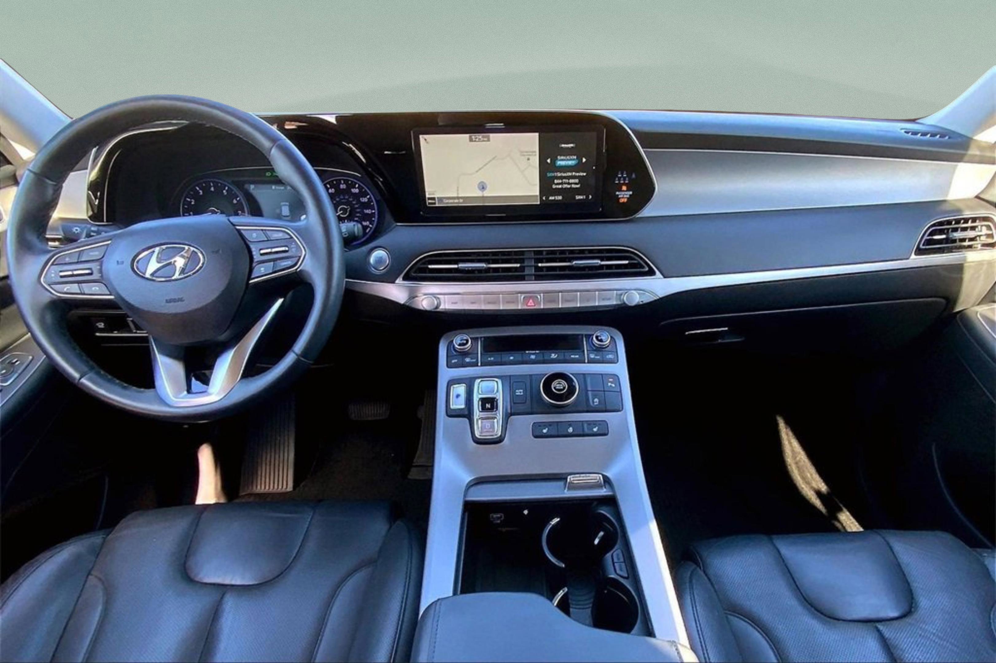 Used 2022 Hyundai Palisade SEL w/ Premium Package image 16