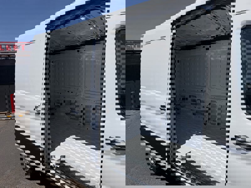 Used 2025 Ford Transit 250 148 Medium Roof Extended AWD image 10