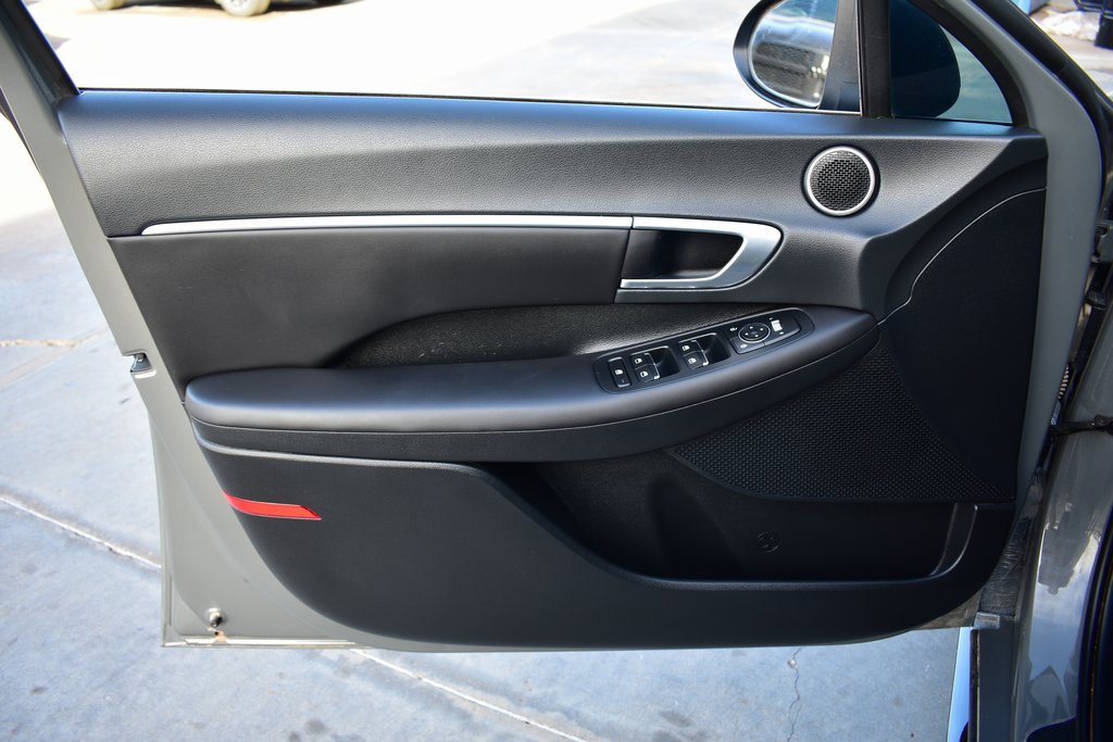 Used 2022 Hyundai Sonata SEL image 11