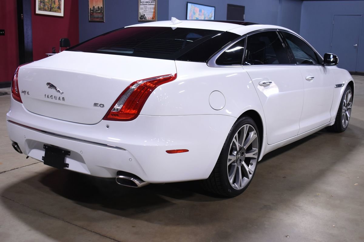 Used 2013 Jaguar XJ L Supercharged image 10