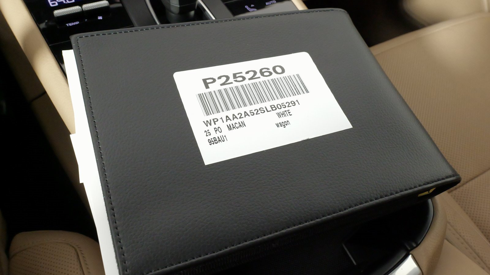 Used 2025 Porsche Macan image 70