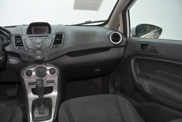 Used 2018 Ford Fiesta SE FWD image 17