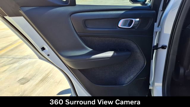 Certified 2023 Volvo XC40 B5 Plus w/ Driver Assist Package image 17