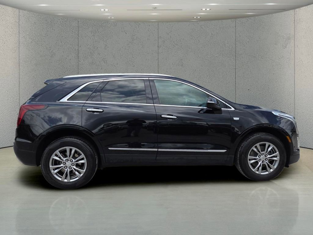 Used 2020 Cadillac XT5 Premium Luxury FWD image 2
