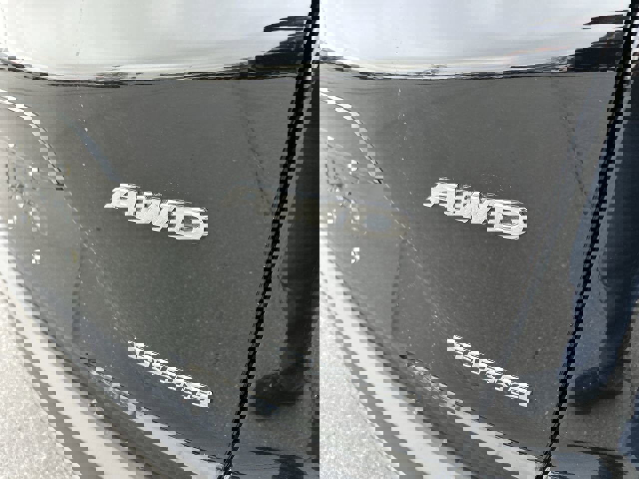 Used 2022 Honda CR-V Touring image 10