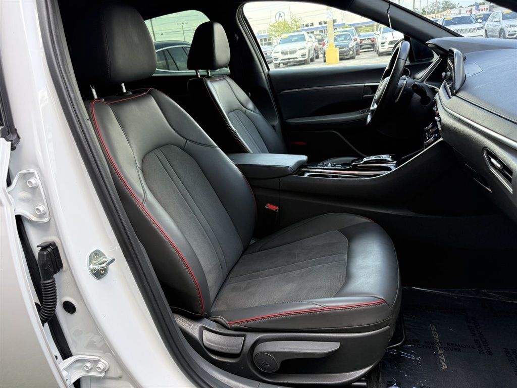 Used 2021 Hyundai Sonata SEL Plus w/ Tech Package FWD image 18
