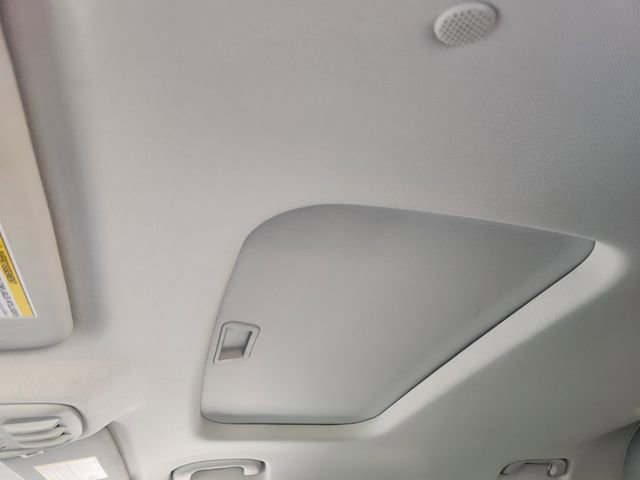 Used 2025 Chevrolet Trax ACTIV w/ Sunroof Package FWD image 25