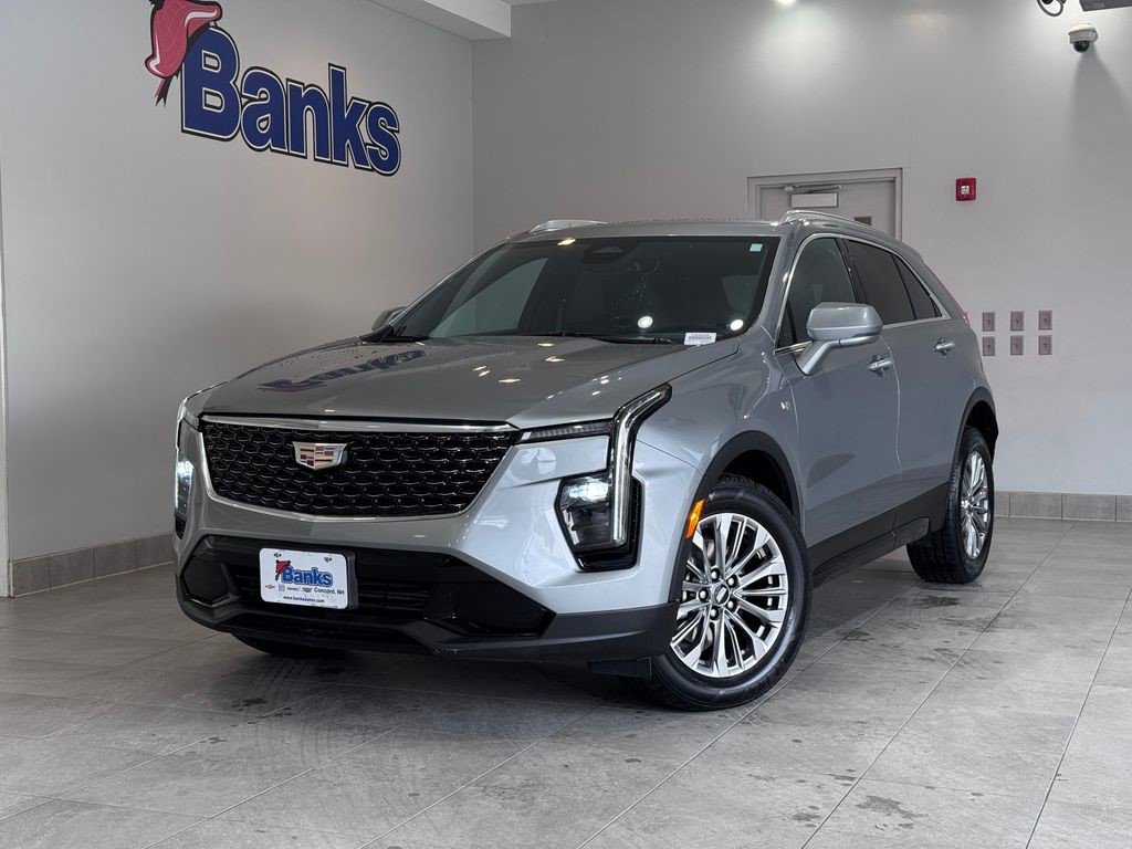 Certified 2024 Cadillac XT4 Premium Luxury image 2