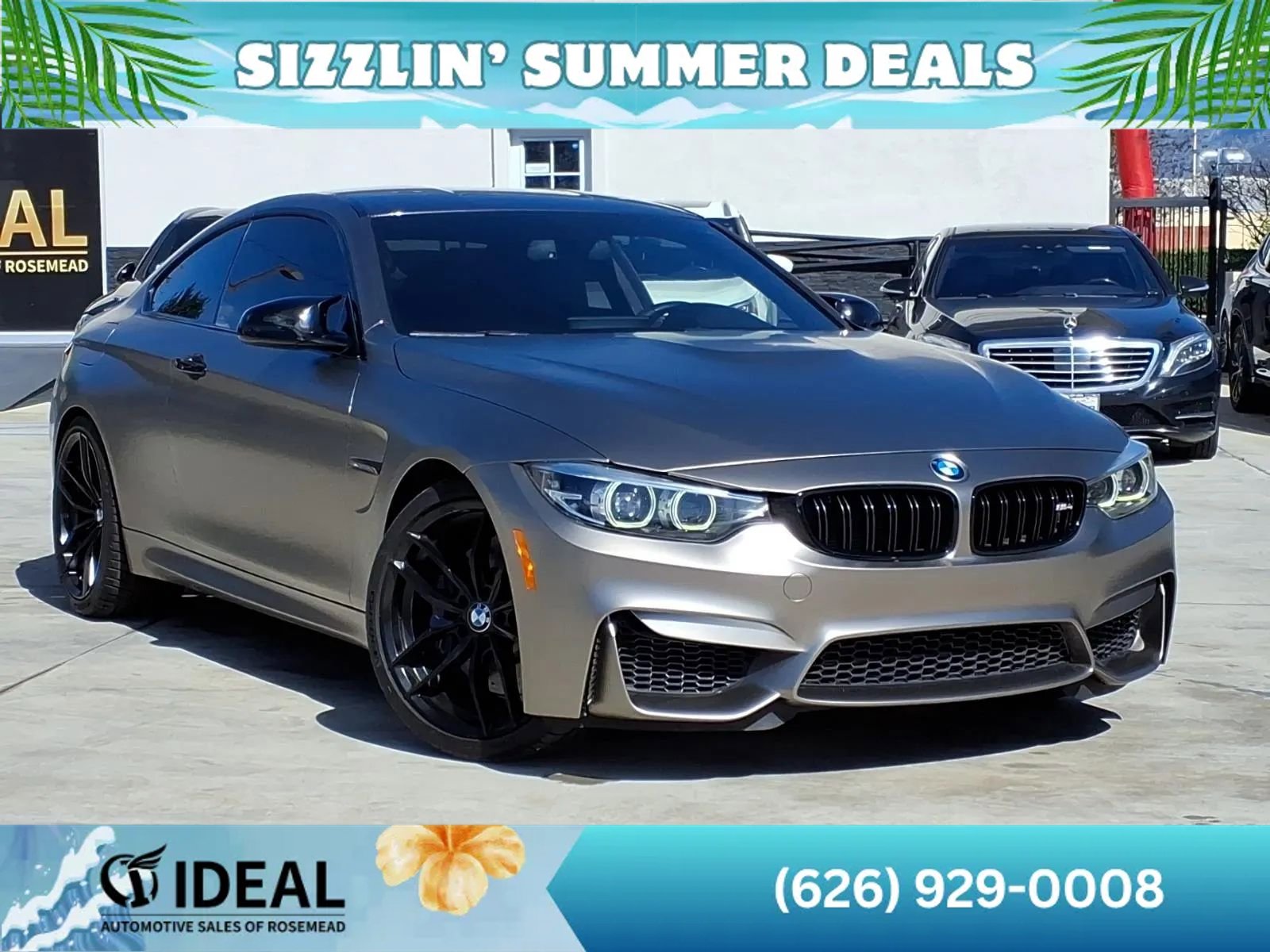 Used 2018 BMW M4 Coupe w/ Competition Package RWD video 1
