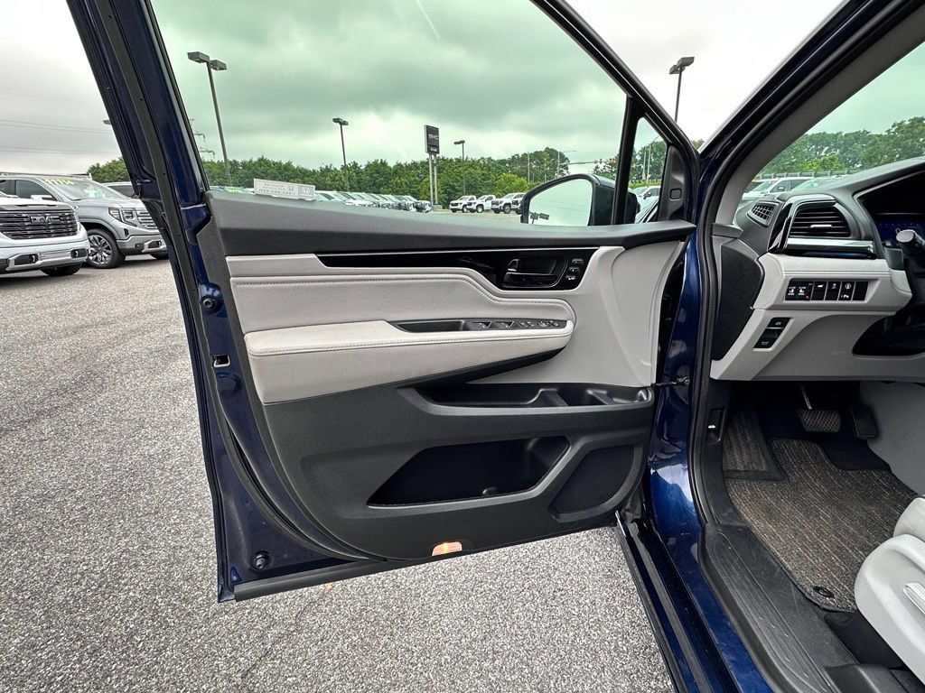 Used 2022 Honda Odyssey Elite image 25