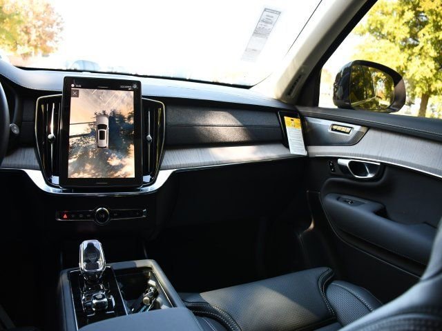 New 2026 Volvo XC90 B5 Ultra w/ Protection Package Premier image 19