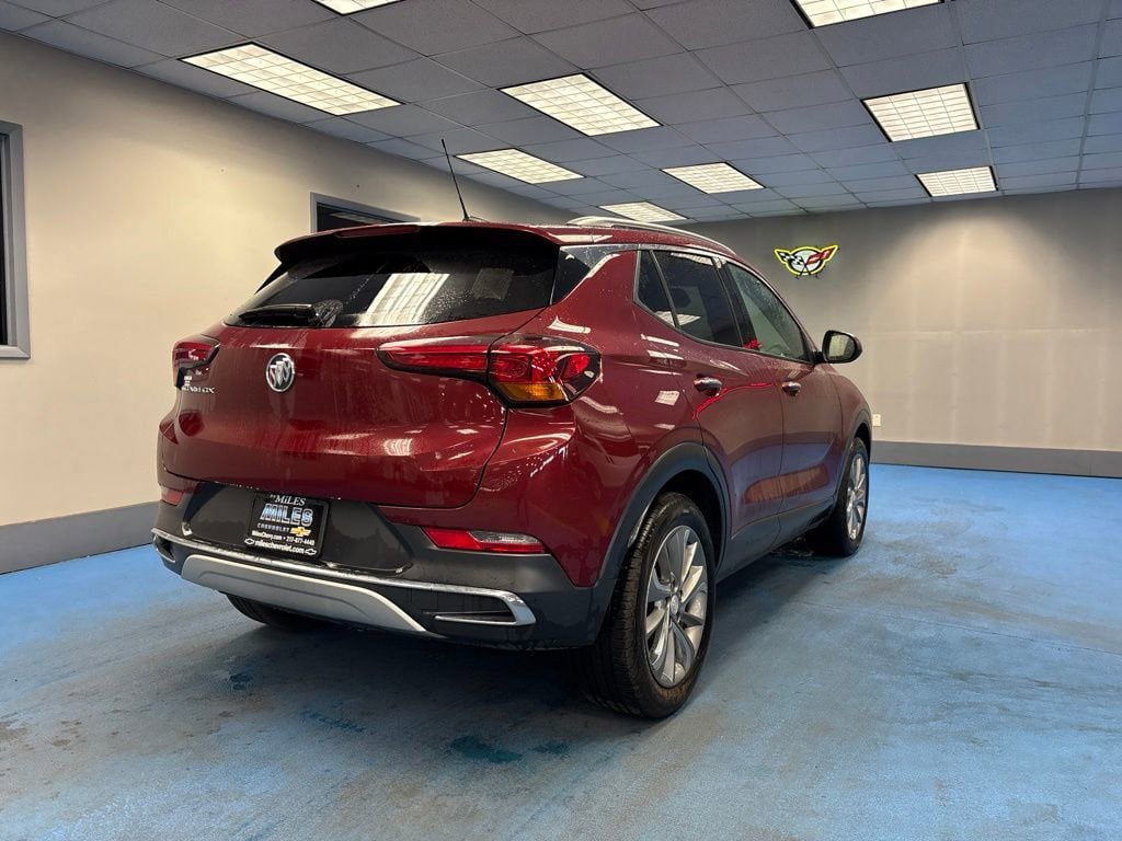 Certified 2023 Buick Encore GX Essence w/ Experience Buick Package FWD image 2