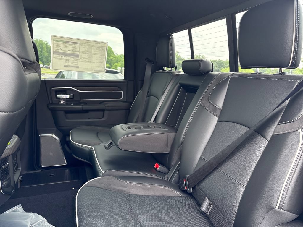 New 2026 RAM 2500 Laramie AWD/4WD image 31