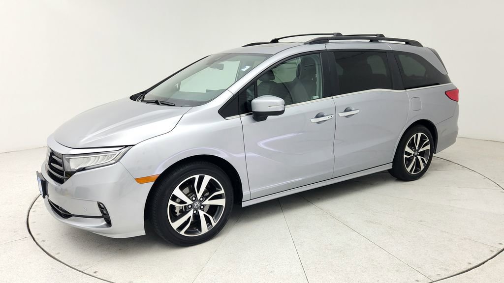 Used 2024 Honda Odyssey Touring image 4