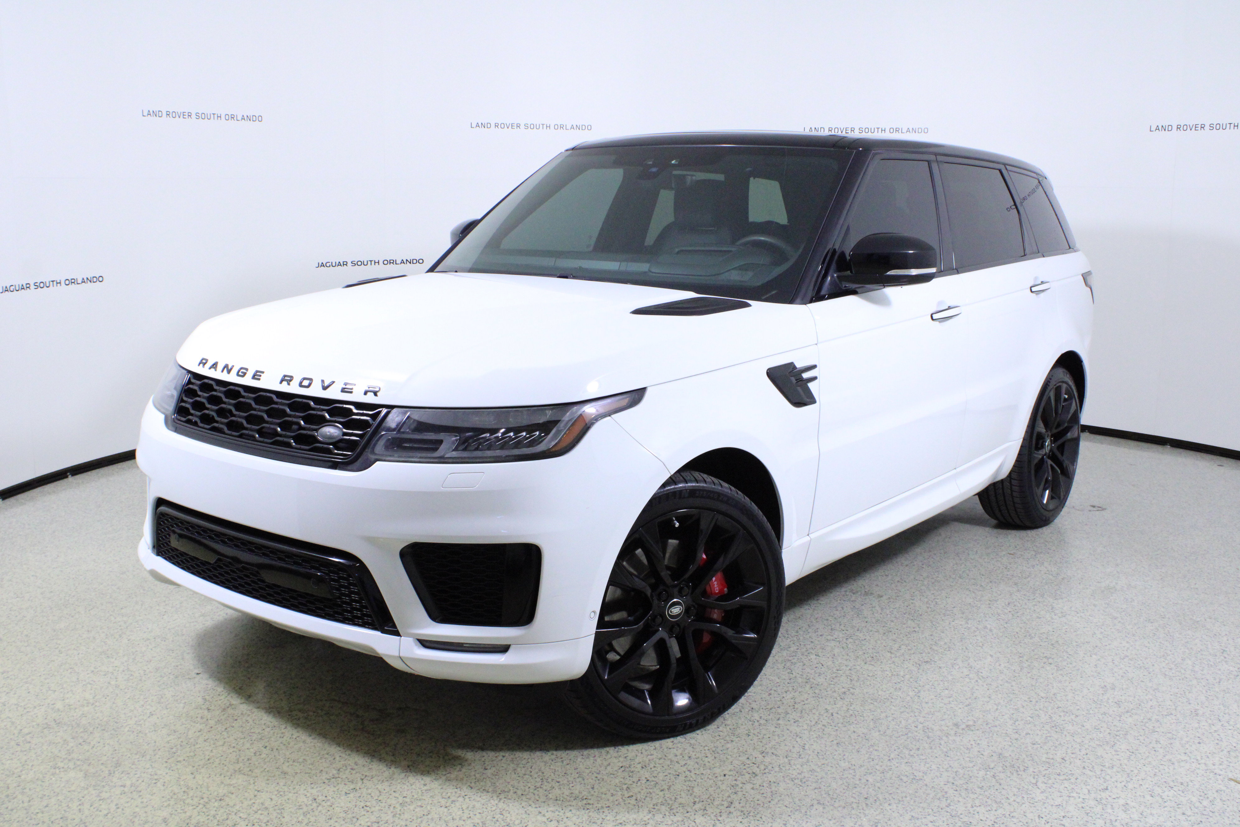 Used 2020 Land Rover Range Rover Sport HST image 1
