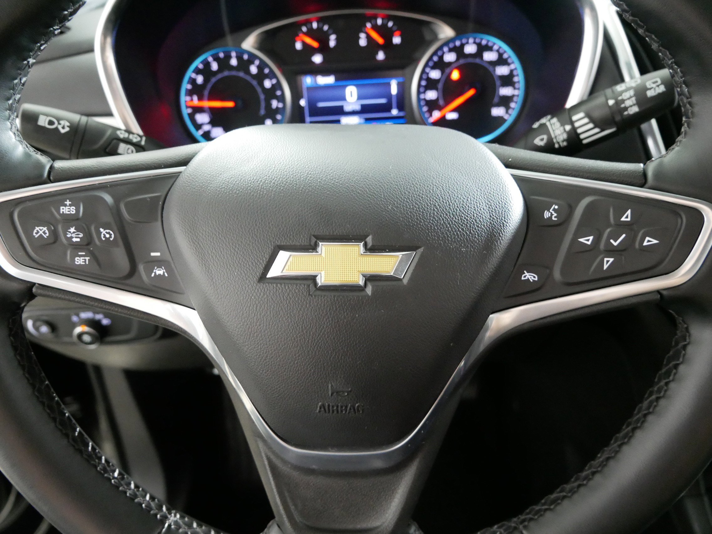 Used 2023 Chevrolet Equinox LT image 25