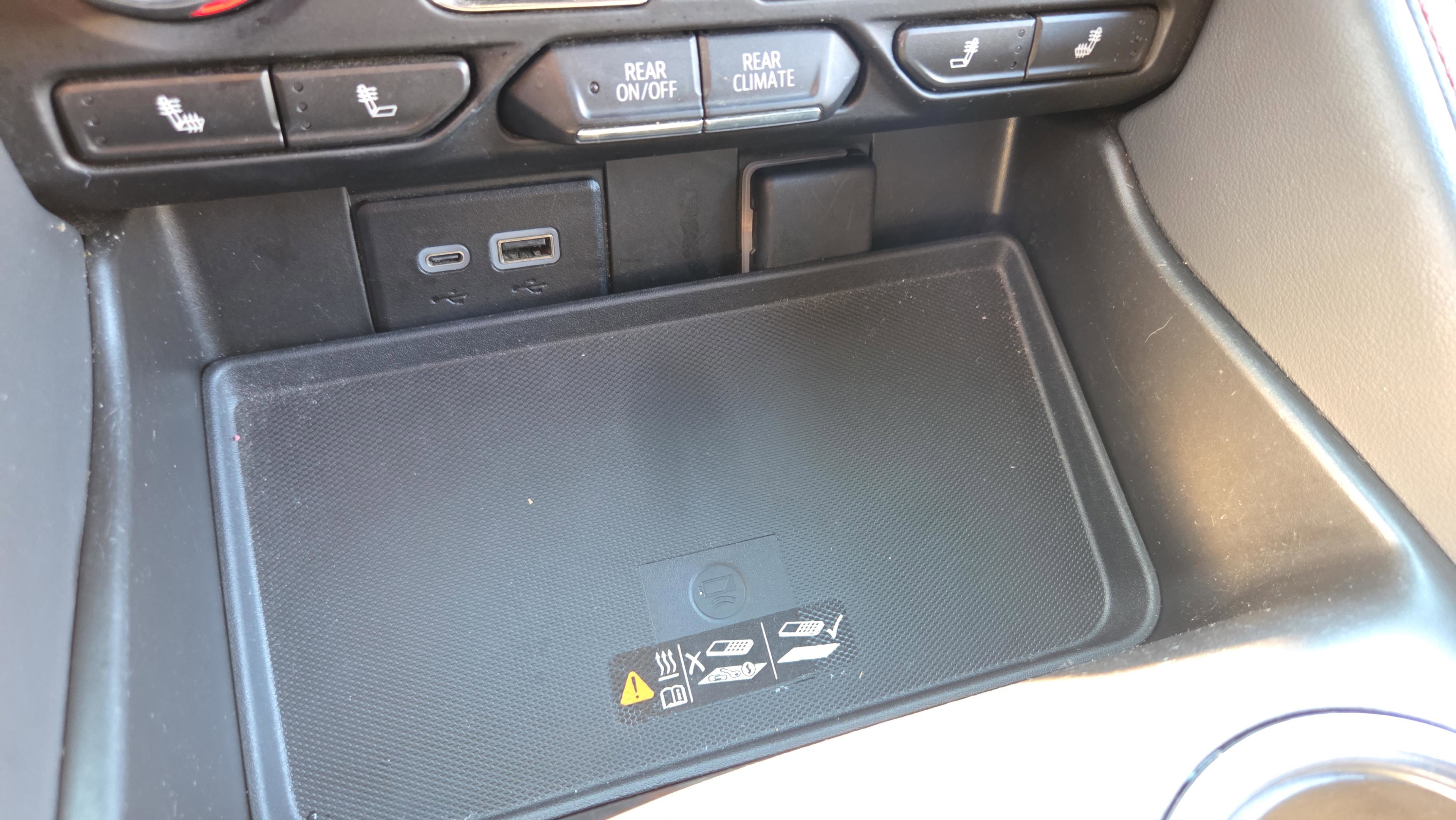 Used 2024 Chevrolet Tahoe RST w/ Luxury Package image 21