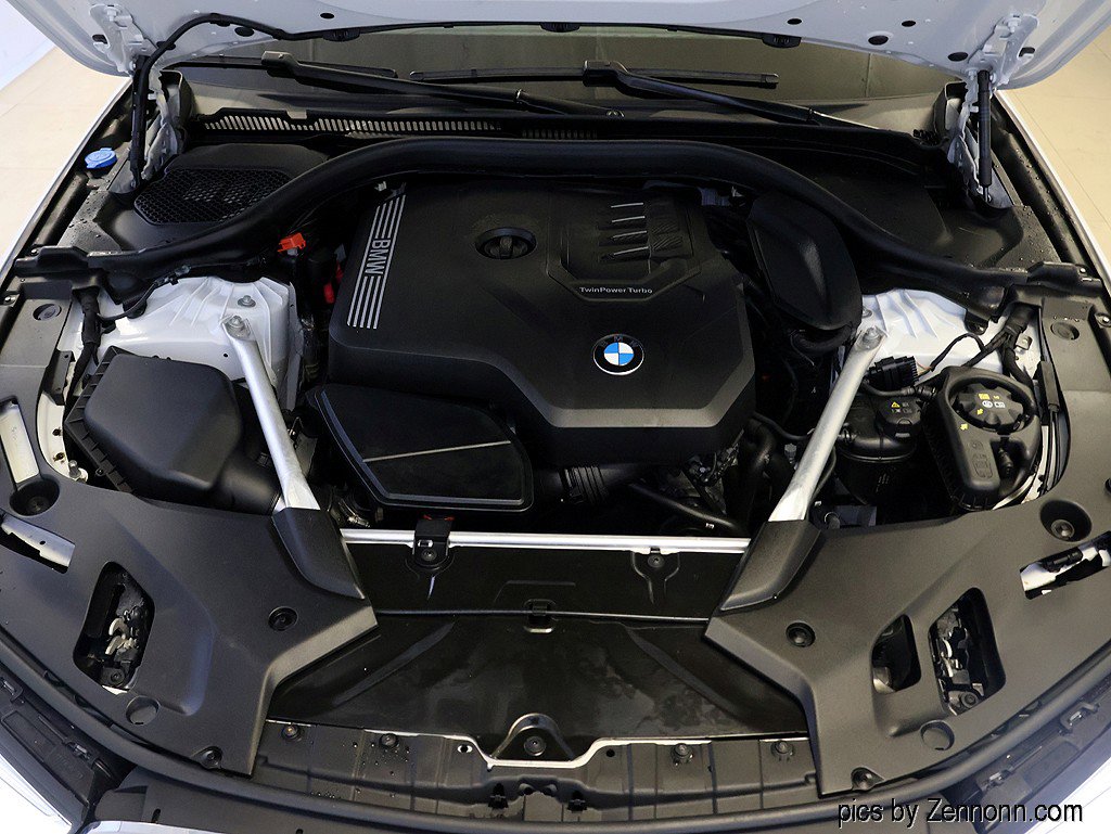 Certified 2023 BMW 530i xDrive w/ M Sport Package image 36