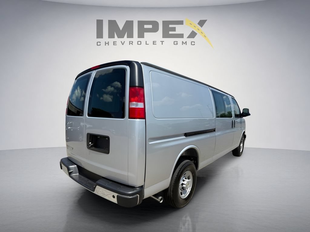 New 2026 Chevrolet Express 3500 Extended w/ Driver Convenience Package RWD image 5