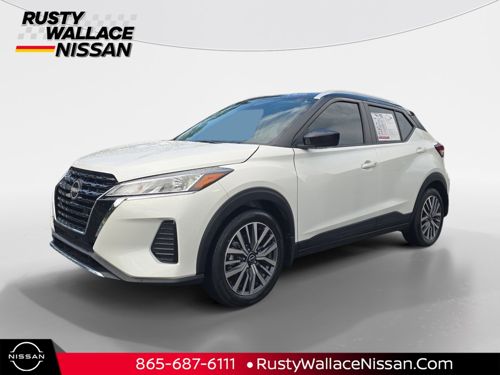 Used 2024 Nissan Kicks SV