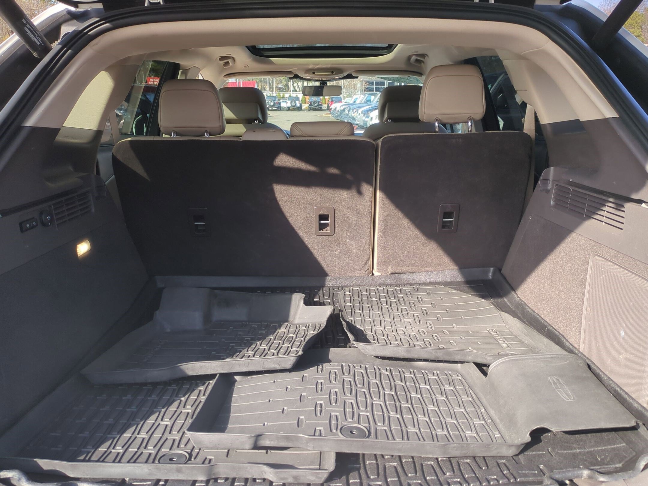 Used 2021 Lincoln Nautilus Reserve w/ Equipment Group 201A image 23