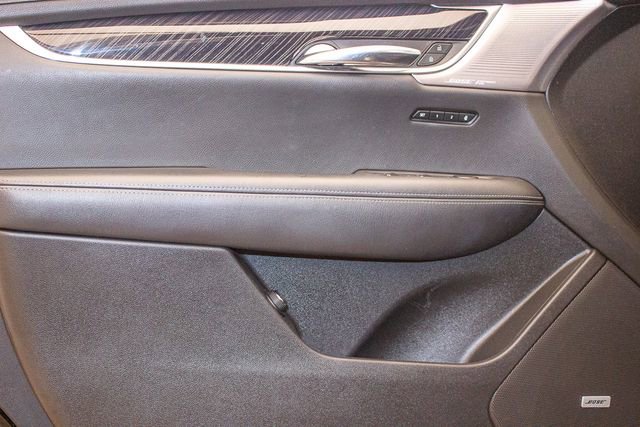 Used 2020 Cadillac XT6 Premium Luxury image 25