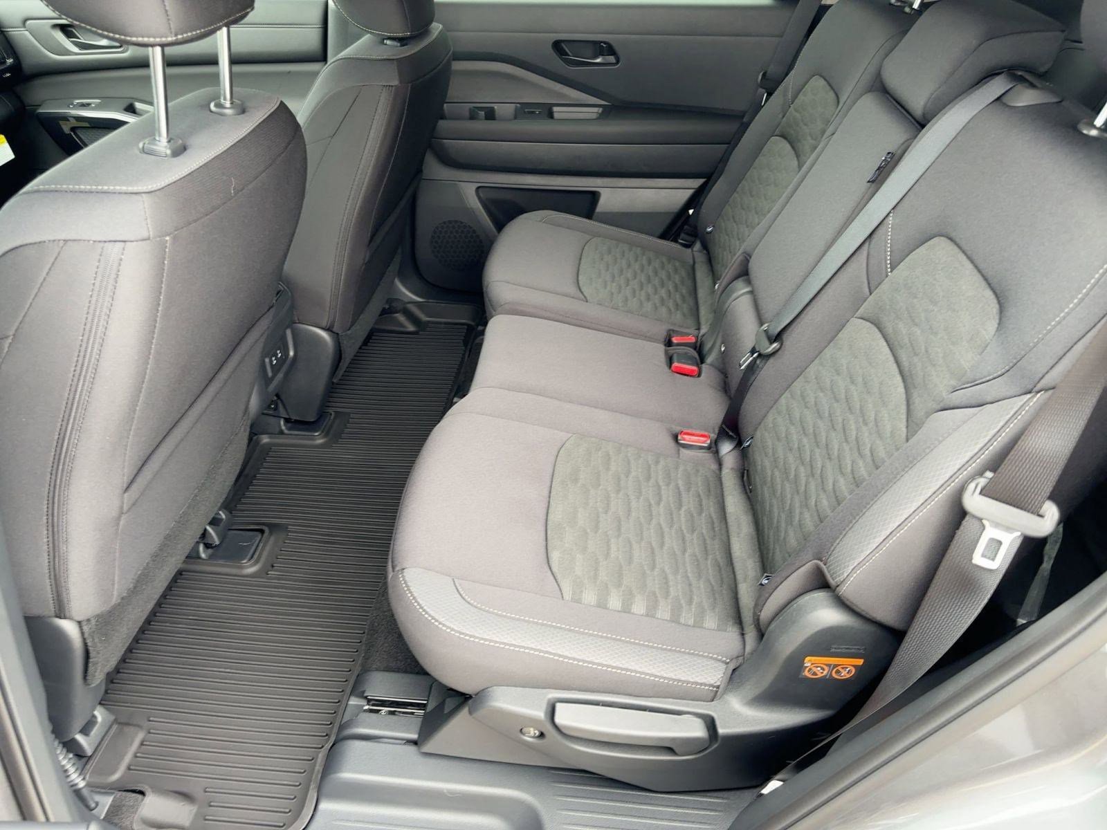 New 2026 Nissan Pathfinder SV image 14