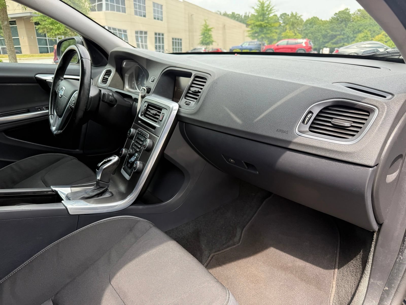 Used 2014 Volvo S60 T5 FWD image 24