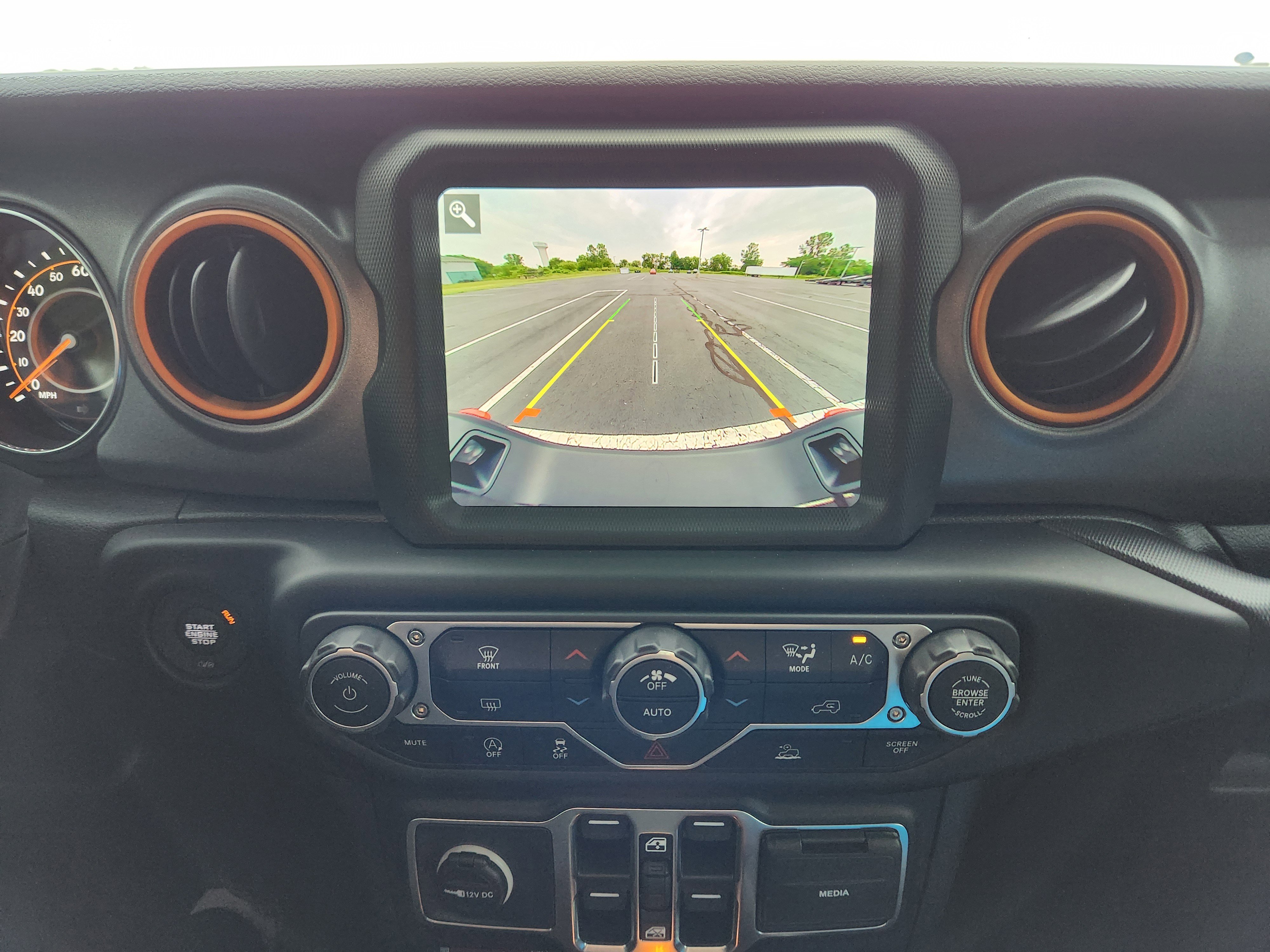 Used 2023 Jeep Gladiator Mojave w/ Trailer Tow Package image 18