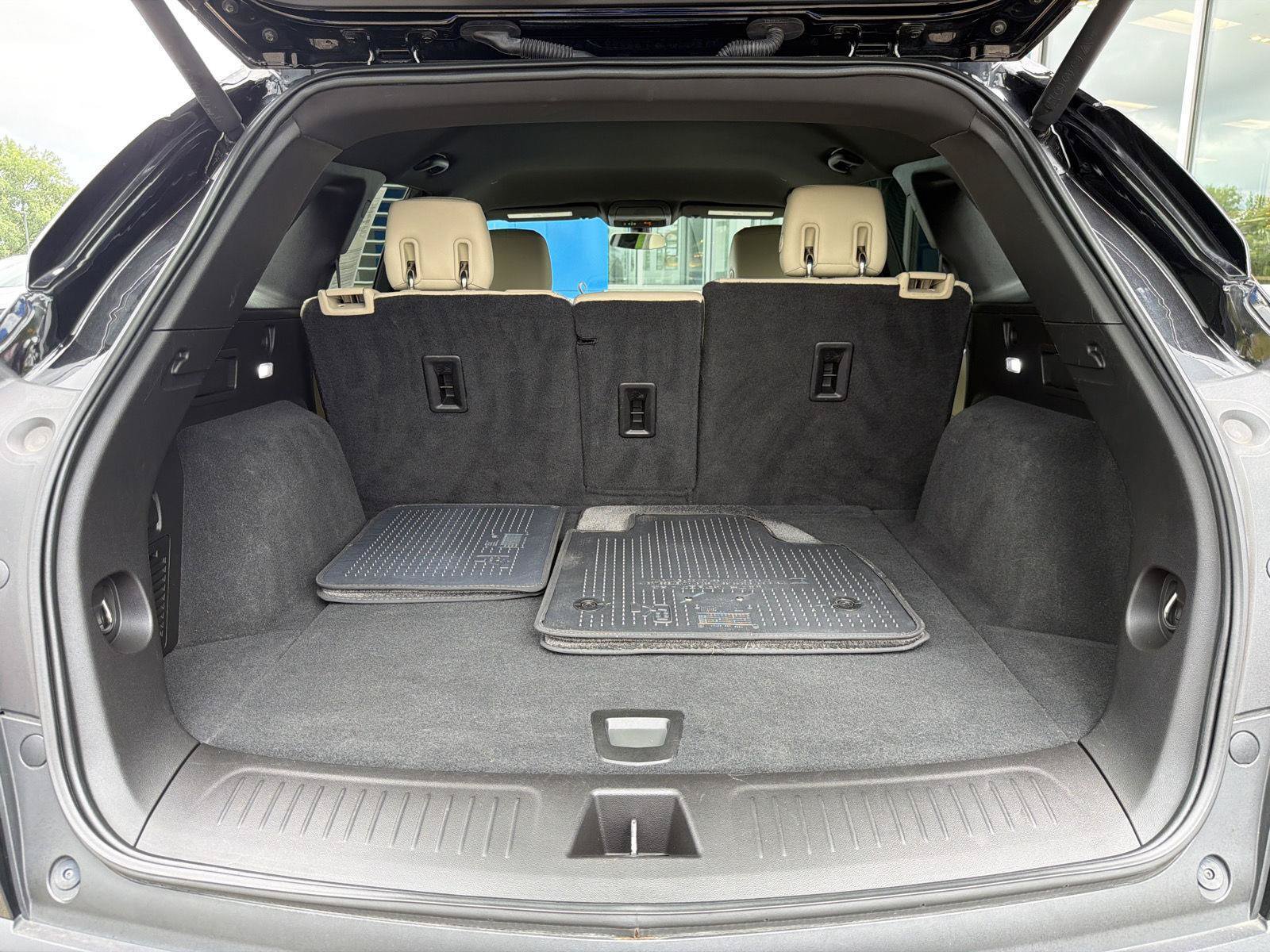 Used 2019 Cadillac XT5 FWD image 39