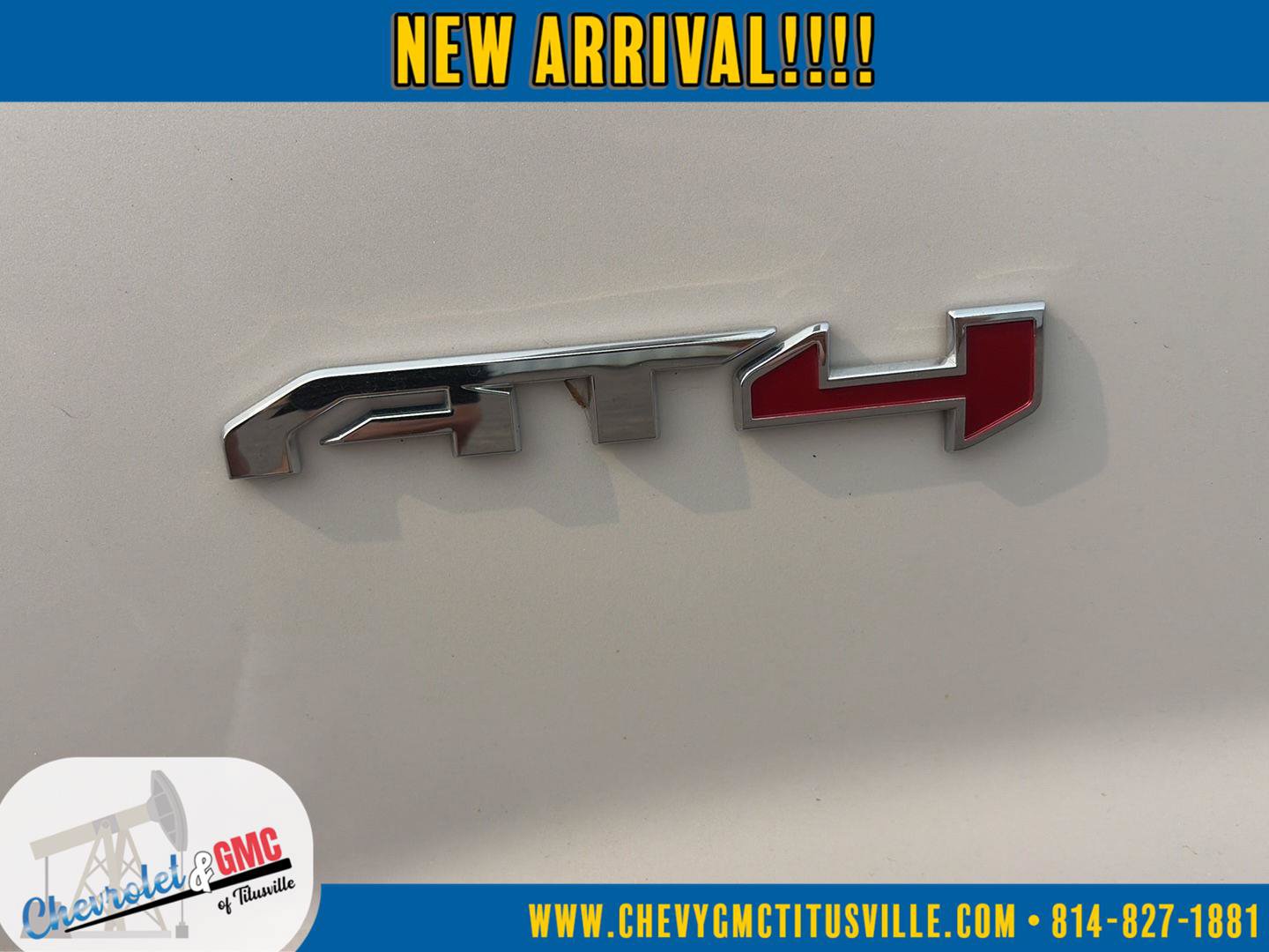 Used 2023 GMC Acadia AT4 w/ Trailering Package AWD/4WD image 9