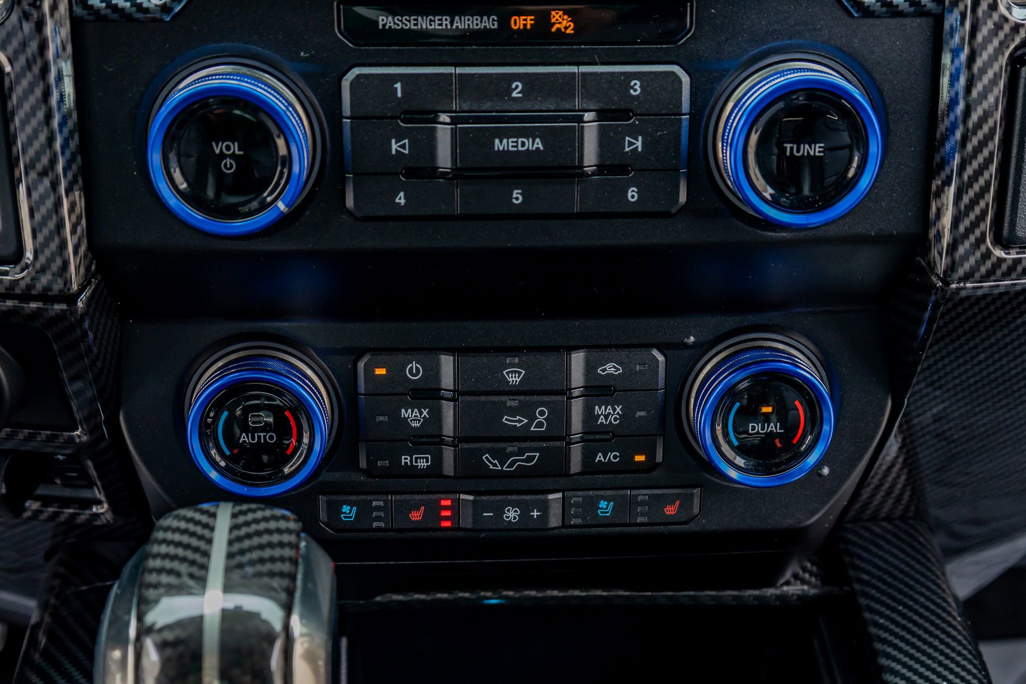 Used 2019 Ford F150 Raptor w/ Equipment Group 802A Luxury AWD/4WD image 27