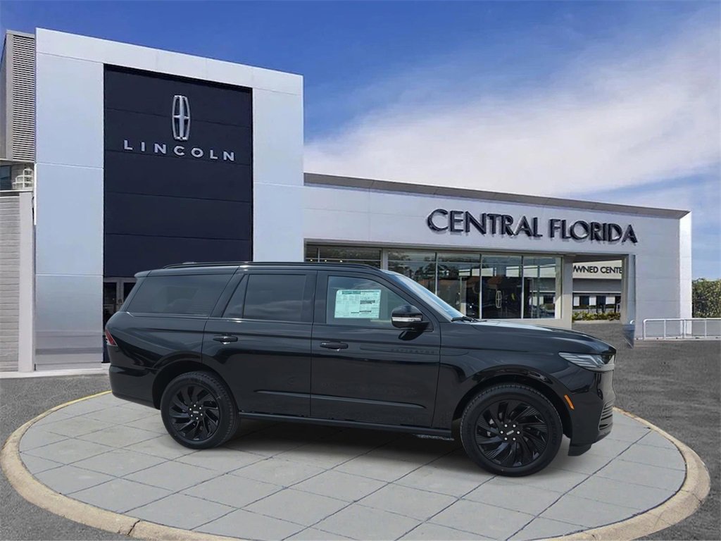 New 2025 Lincoln Navigator Reserve w/ Jet Appearance Package